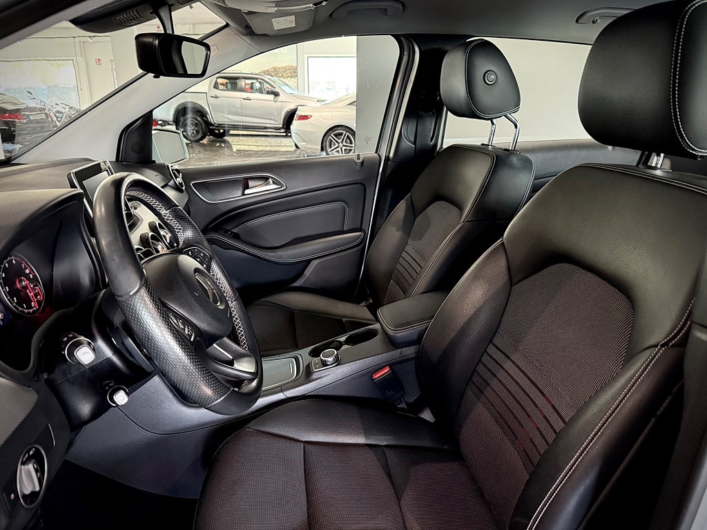 Mercedes-Benz B 180 7G-DCT Urban SE Edition - bild 17