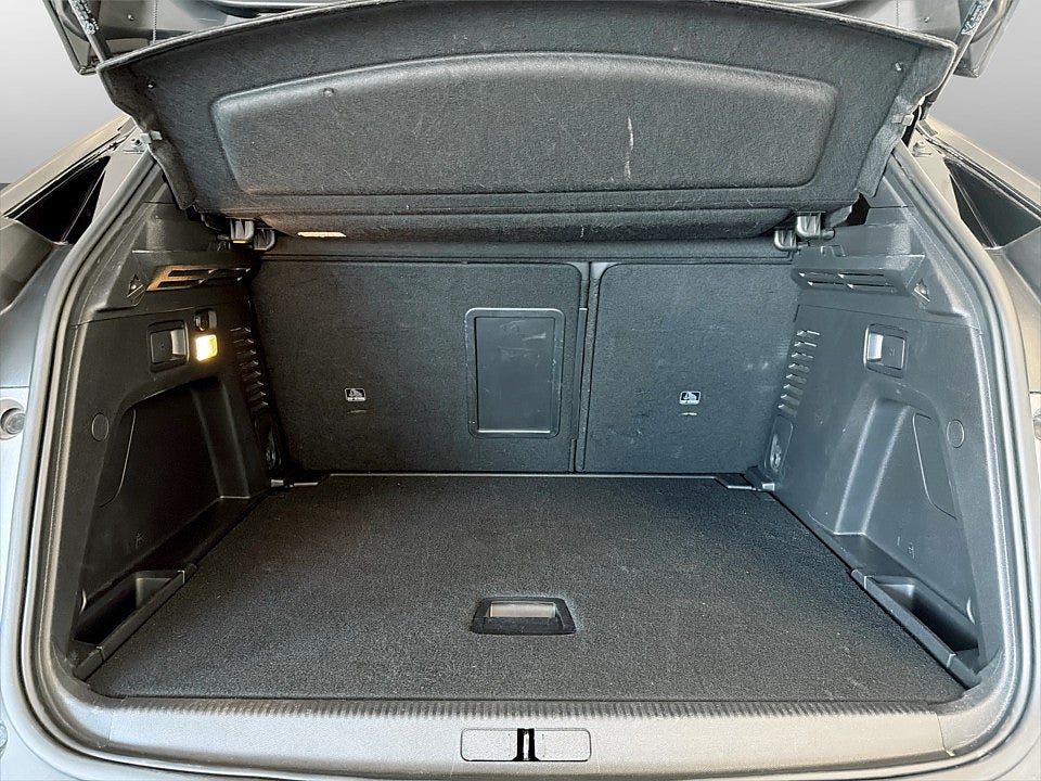 Bild på Peugeot 3008 GT 1.2 PT 130hk Aut B-KAMERA CARPLAY