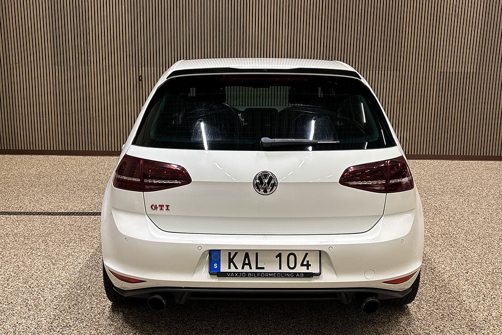 Volkswagen Golf I