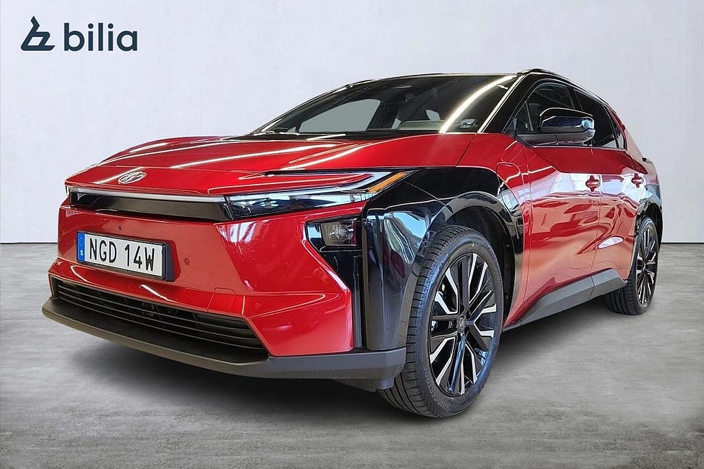Toyota bZ4X Executive Bi-Tone Panorama JBL AWD-i
