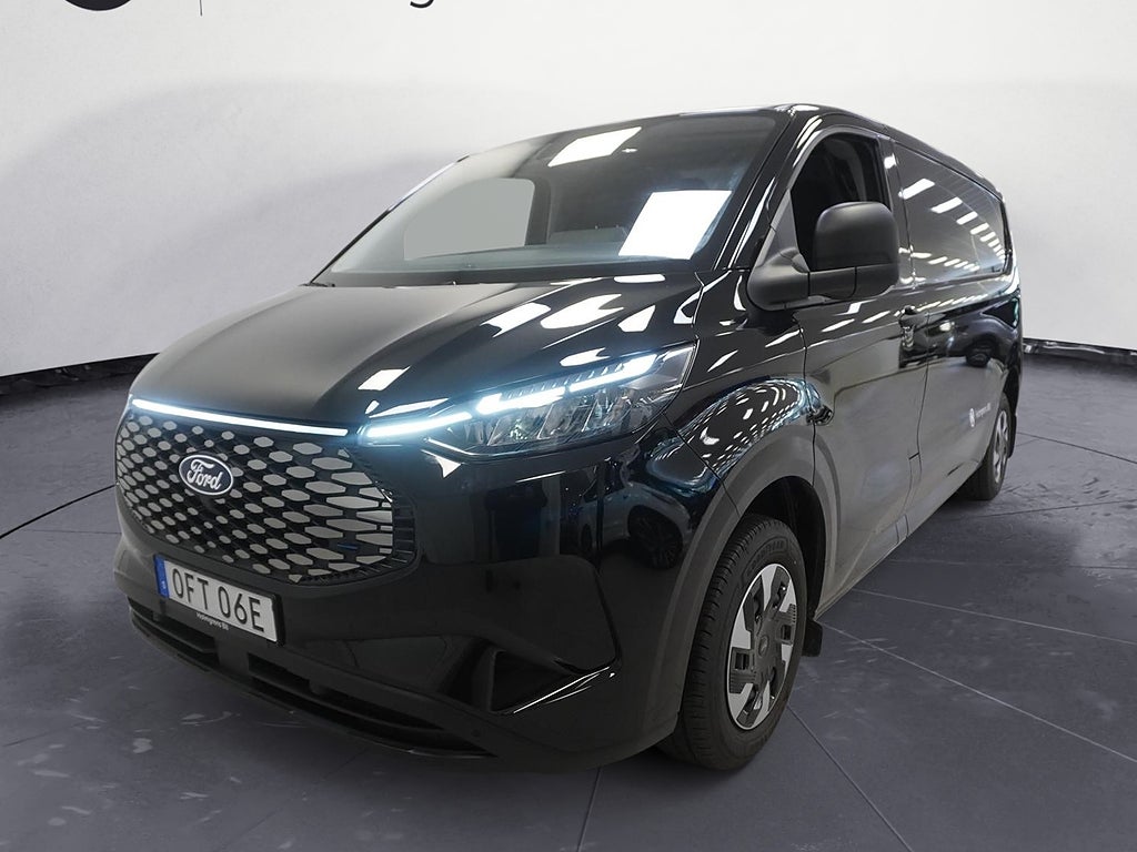 Ford transit Custom 2,65% ränta E-Custom Skåp Trend 340l LWB Elmotor 100kW 13