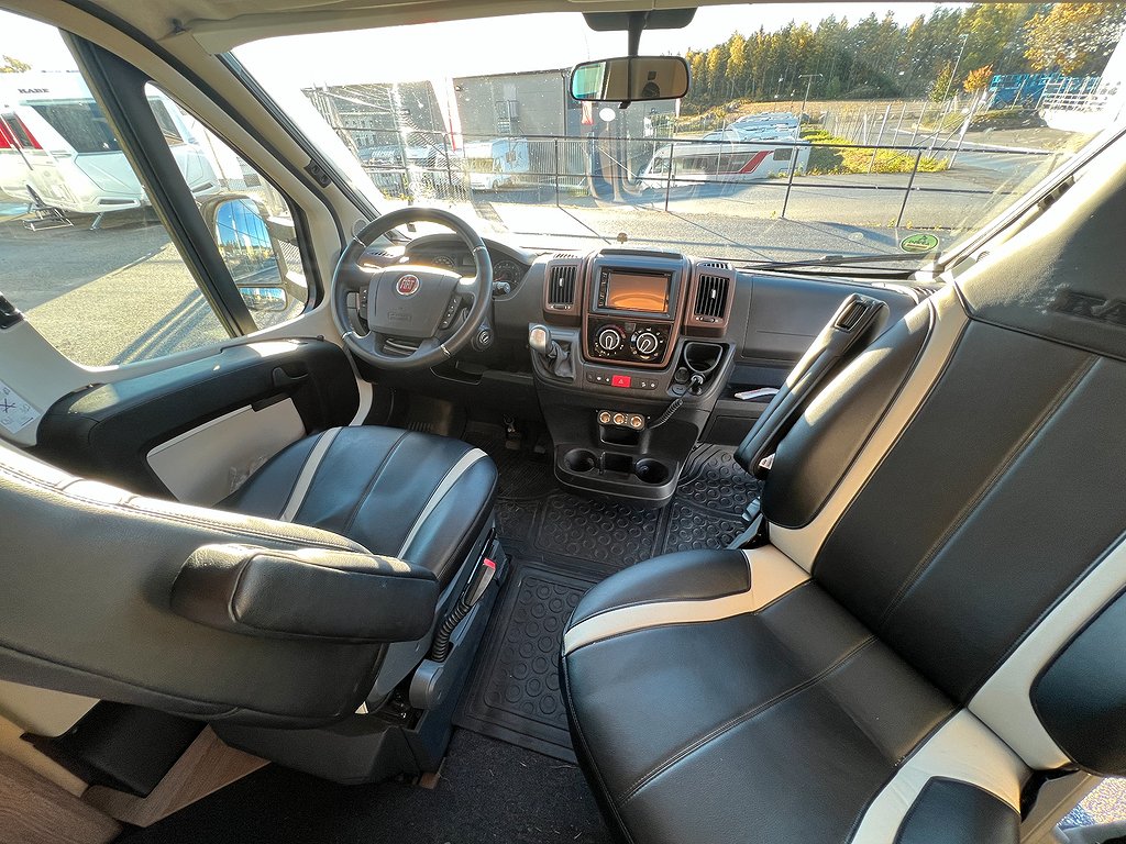 Kabe TM X 780 LB / ALDE / AC bodel / Taksäng / Automat / - Kabe