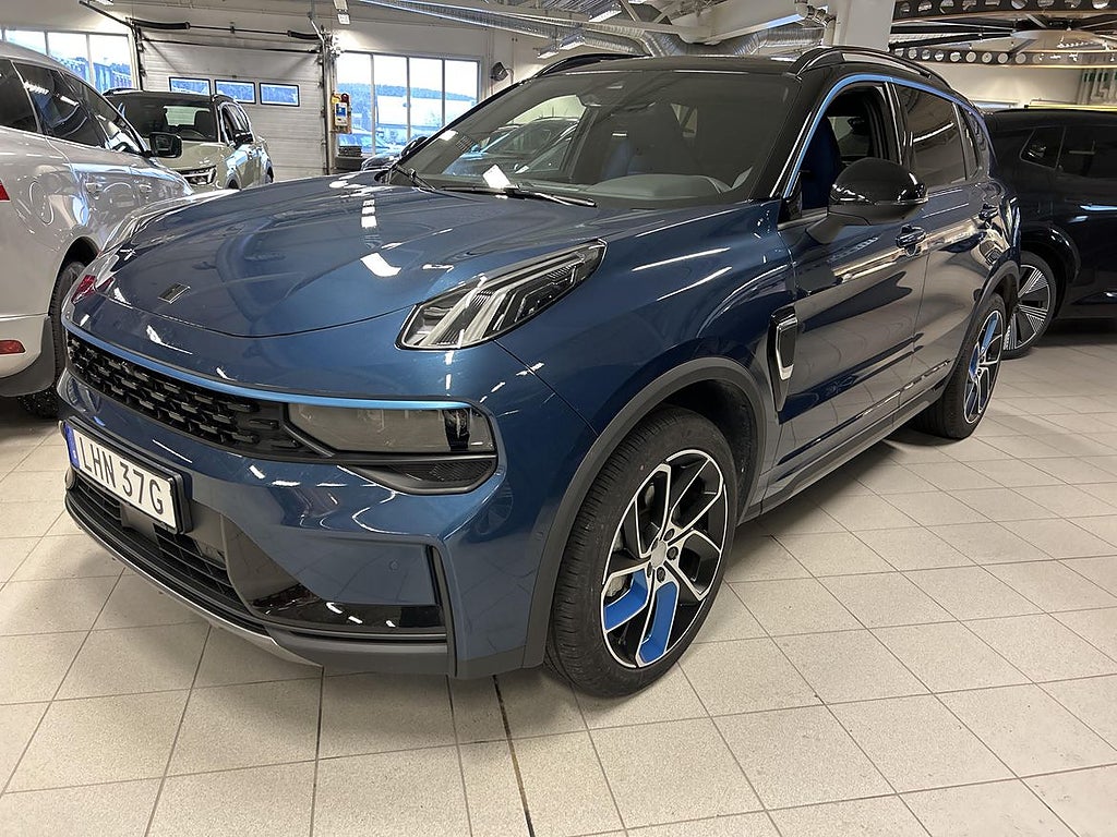 Lynk & Co 01 PHEV