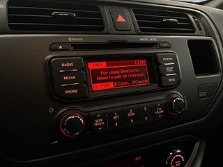 Kia Rio 5-dörrar 1.4 CVVT GLS S&V-hjul/BT/Psens/Rattvärme – bild 15