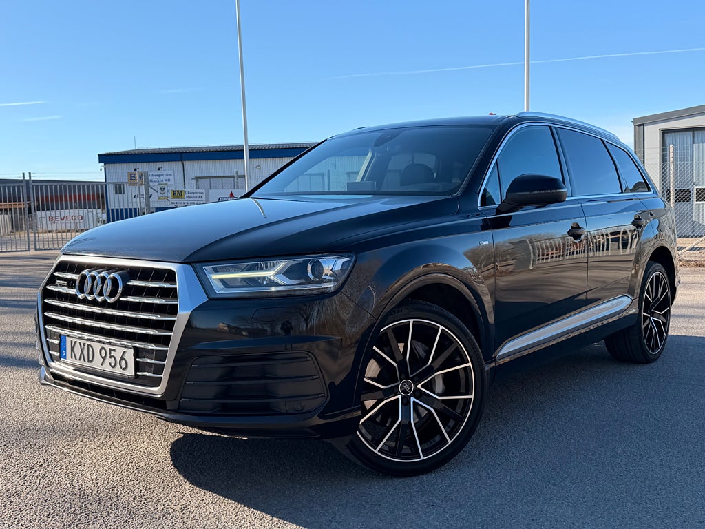 Audi Q7 3.0 TDI V6 quattro TipTronic S Line Cockpit/7-Sits