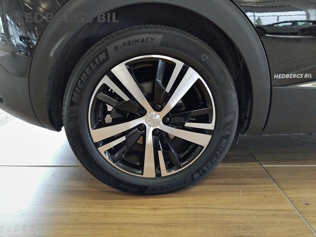Peugeot 3008 HYBRID4 300 EAT GT  thumbnail