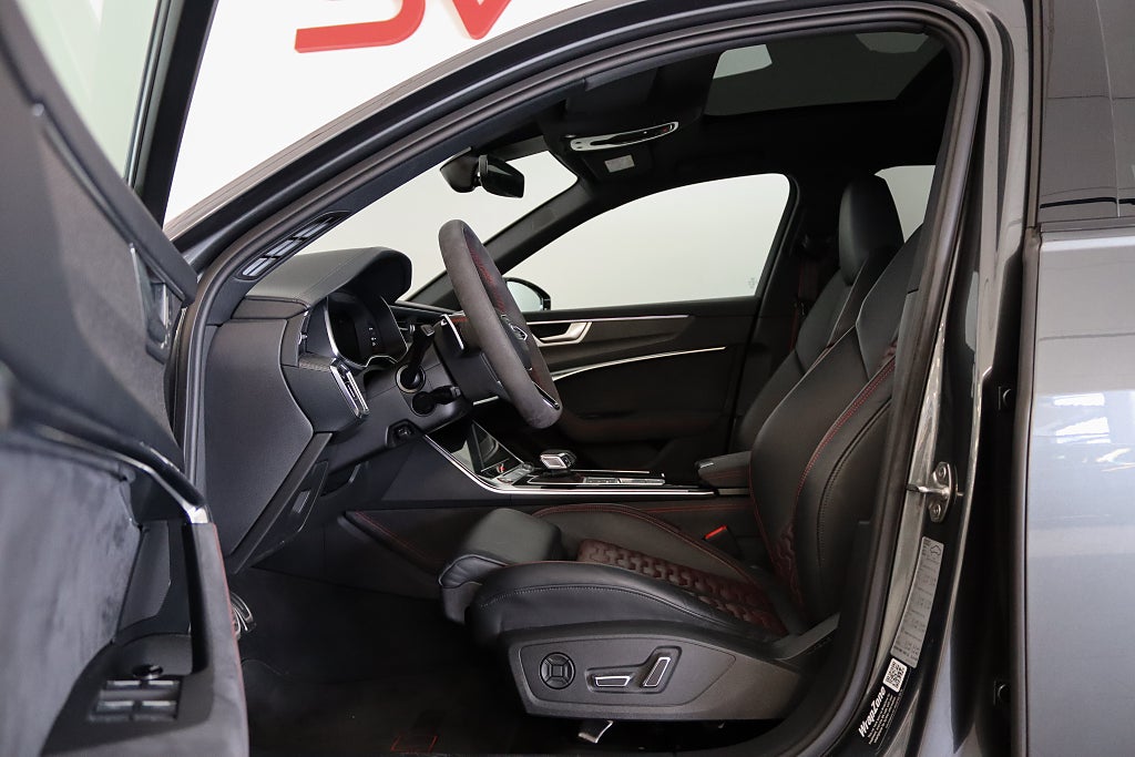 Audi RS6 Performance MOMS HuD RS-Design Pano Alpin