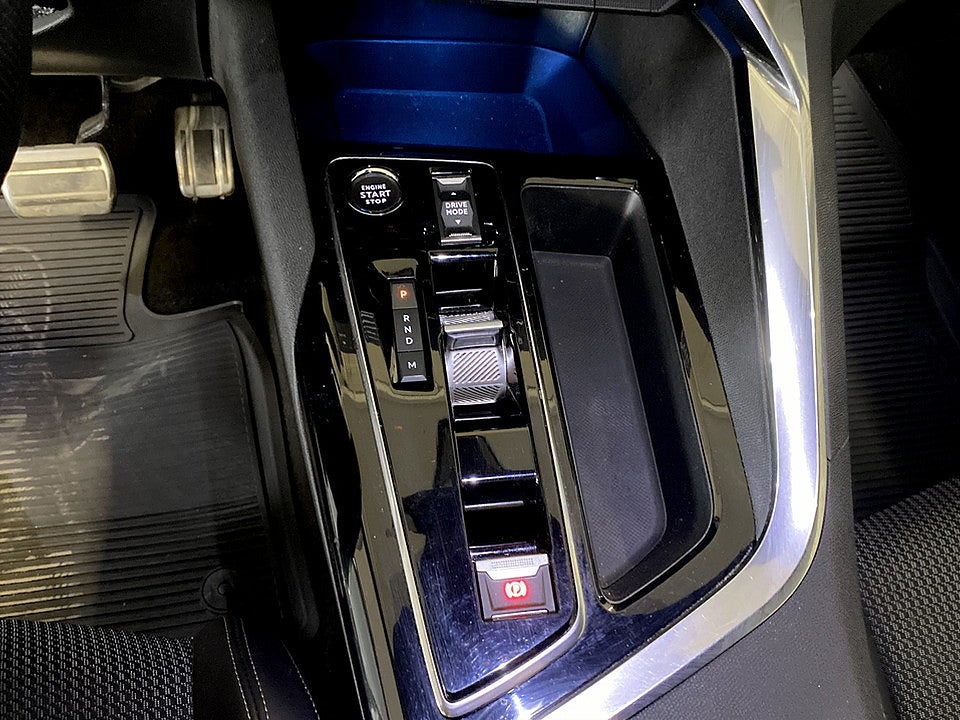 Bild på Peugeot 5008 GT 1.2 PT 130hk Aut 7-SITS B-KAMERA NAV