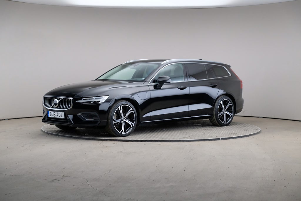 Volvo V60 Recharge T6 350hk AWD Core Edition H/K