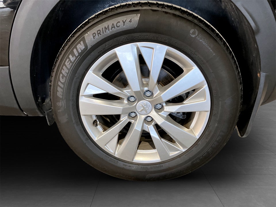 Bild på Peugeot 3008 Active 1.2 PT 130hk KAMPANJRÄNTA 3,99%