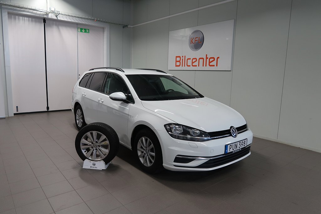 Volkswagen Golf 1.6 TDI*3,99% RÄNTA* Aut-Drag-Värmare-Kamera-SoV