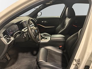BMW 320 d xDrive Touring Aut M Sport Drag Värmare Kamera S&V