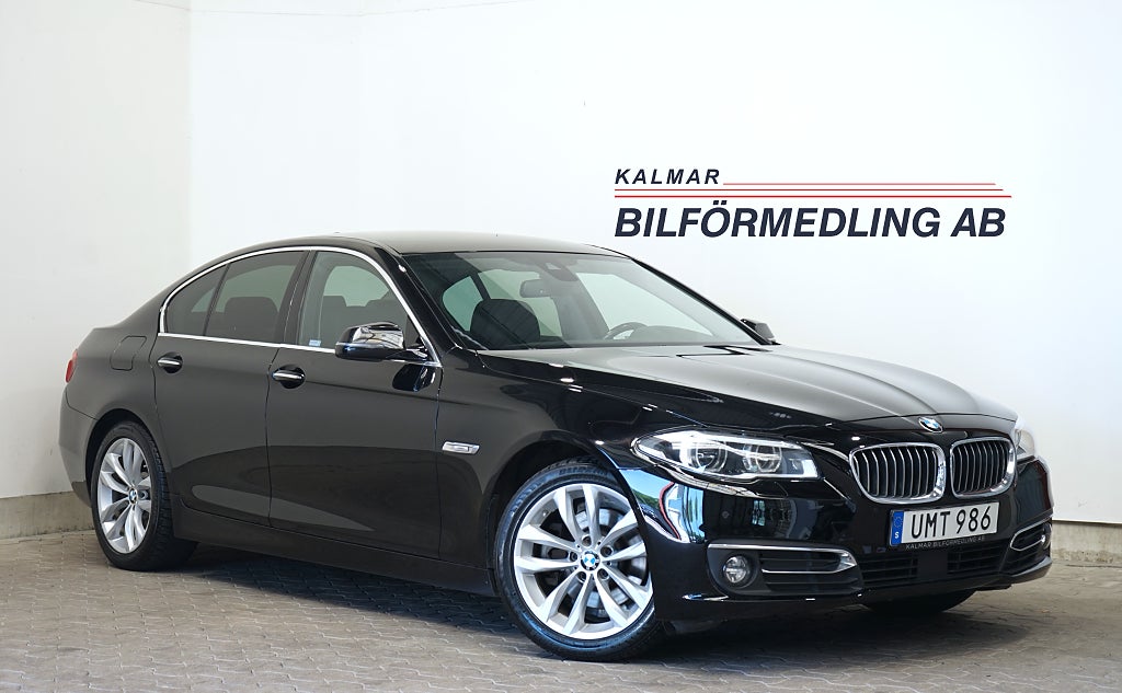 BMW 520d xDrive Sedan Luxury Line Se spec 190hk