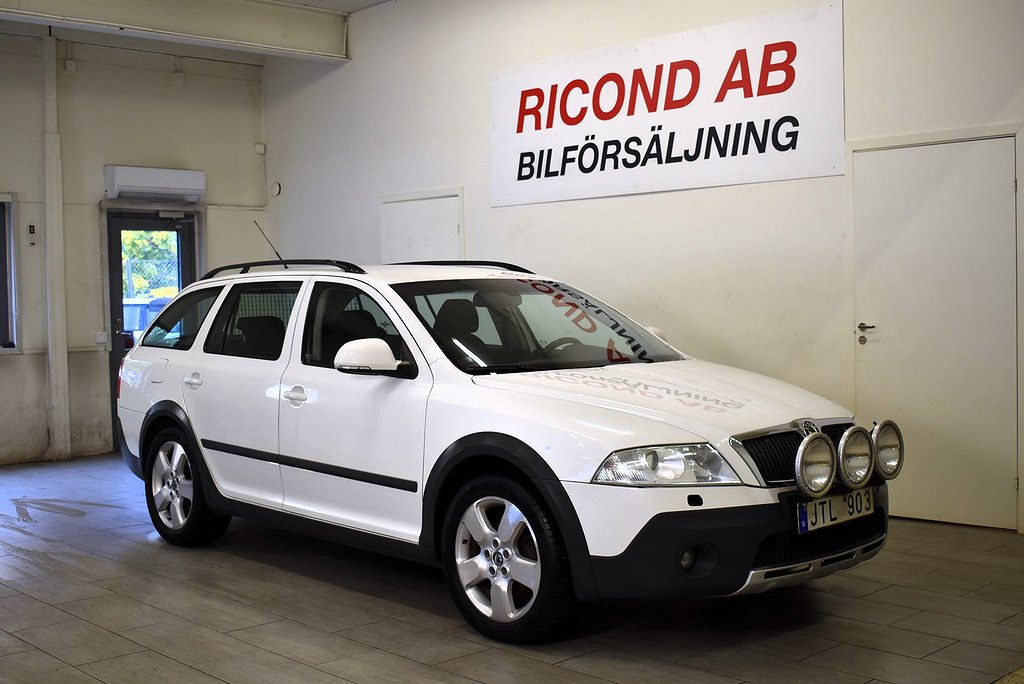 Skoda Octavia SCOUT 2.0 TDI 4X4 6 VÄXLAD DRAG VÄRMARE