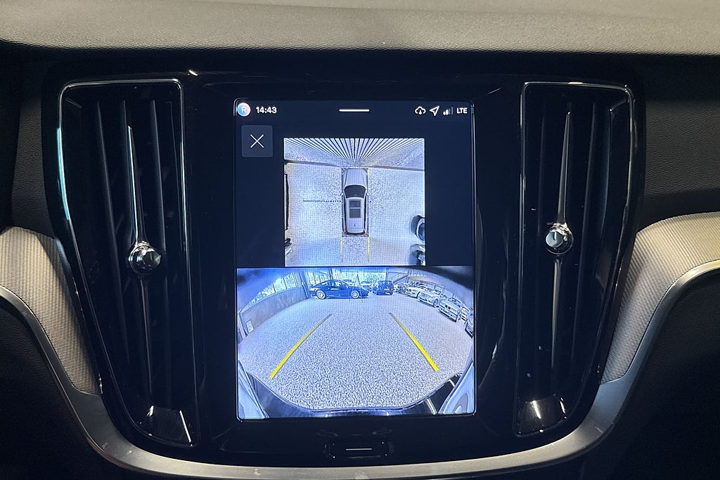Volvo V60 T6 Plus Dark Nordic Edition Plug-in
