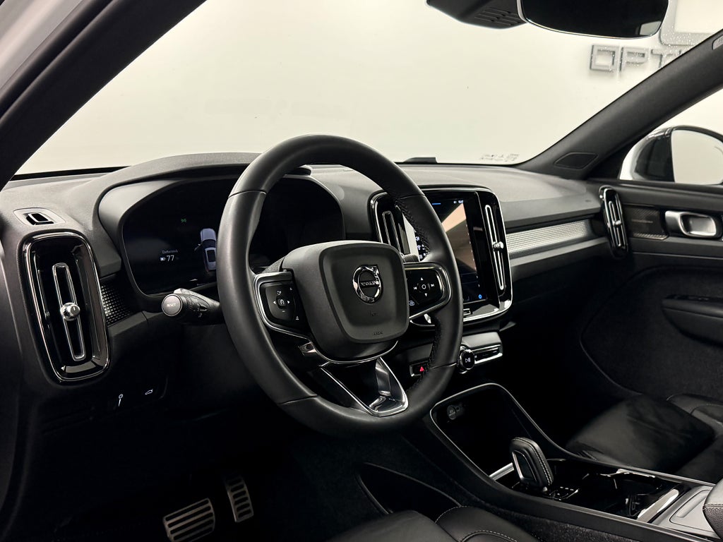 Volvo XC40 2022 - miniatyr 4