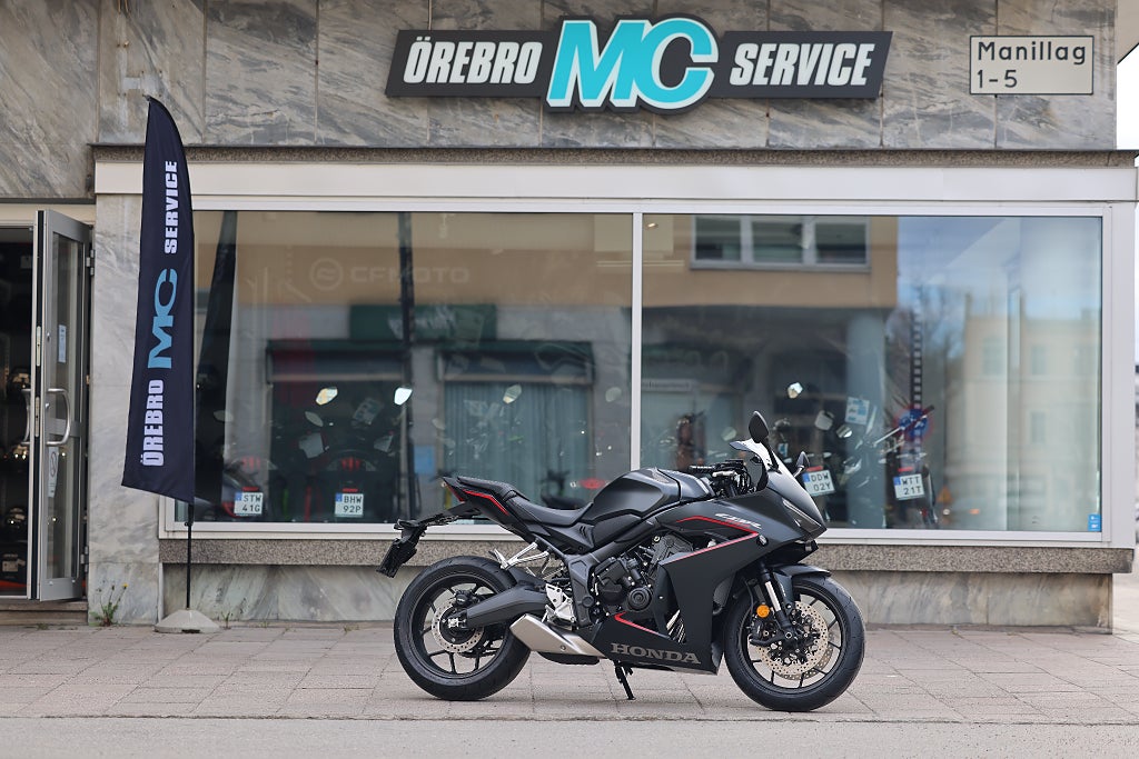 Honda CBR650R E-Clutch Mattsvart | Hondakampanj 