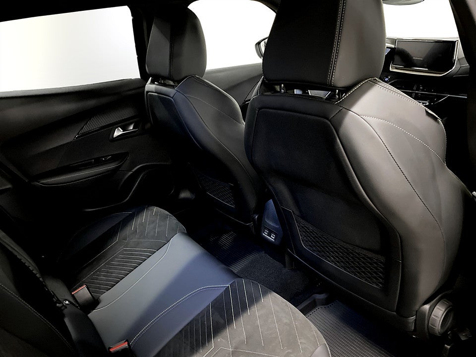 Bild på Peugeot 2008 GT 1.2 PT 130hk Aut - B-KAMERA, ELSTOL