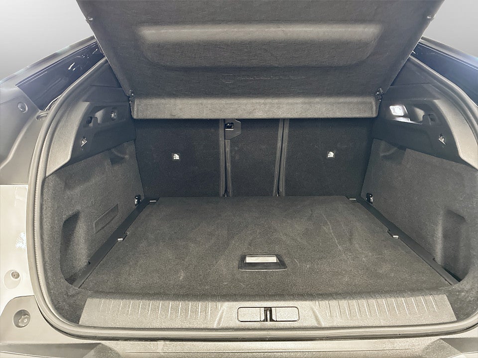 Bild på Peugeot 3008 GT Hybrid 145hk Aut B-KAMERA CARPLAY