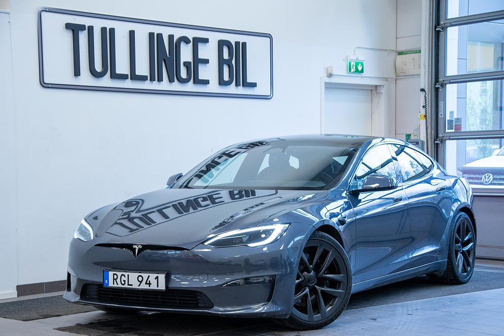 Tesla Model S Plaid 1020HK Yoke AutoPilot Läder Panorama 21" MOMS