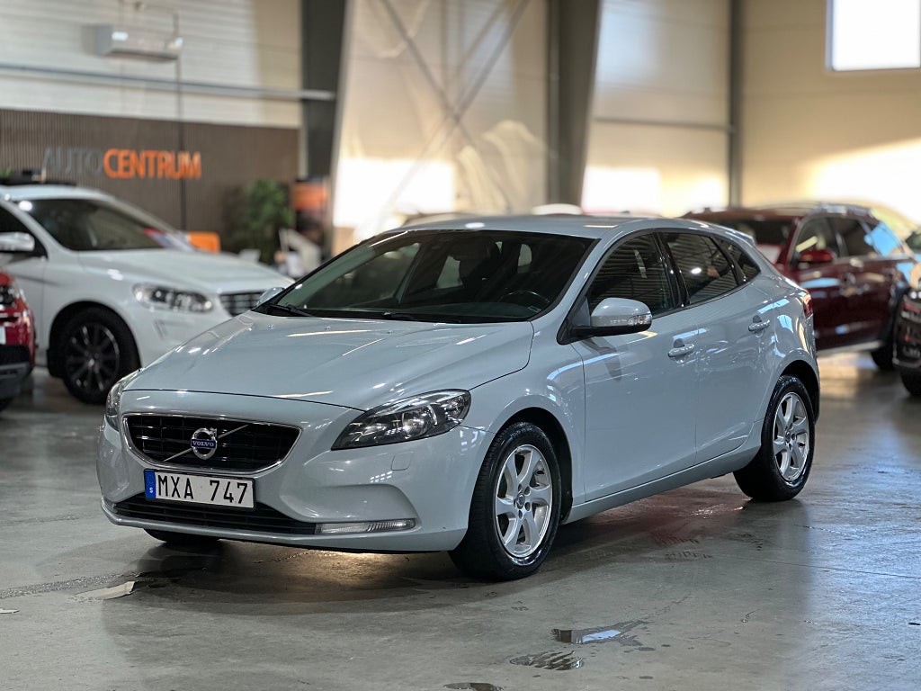 Volvo V40 D2 Kinetic B-Kamera Värmare P-Sensor 115hk