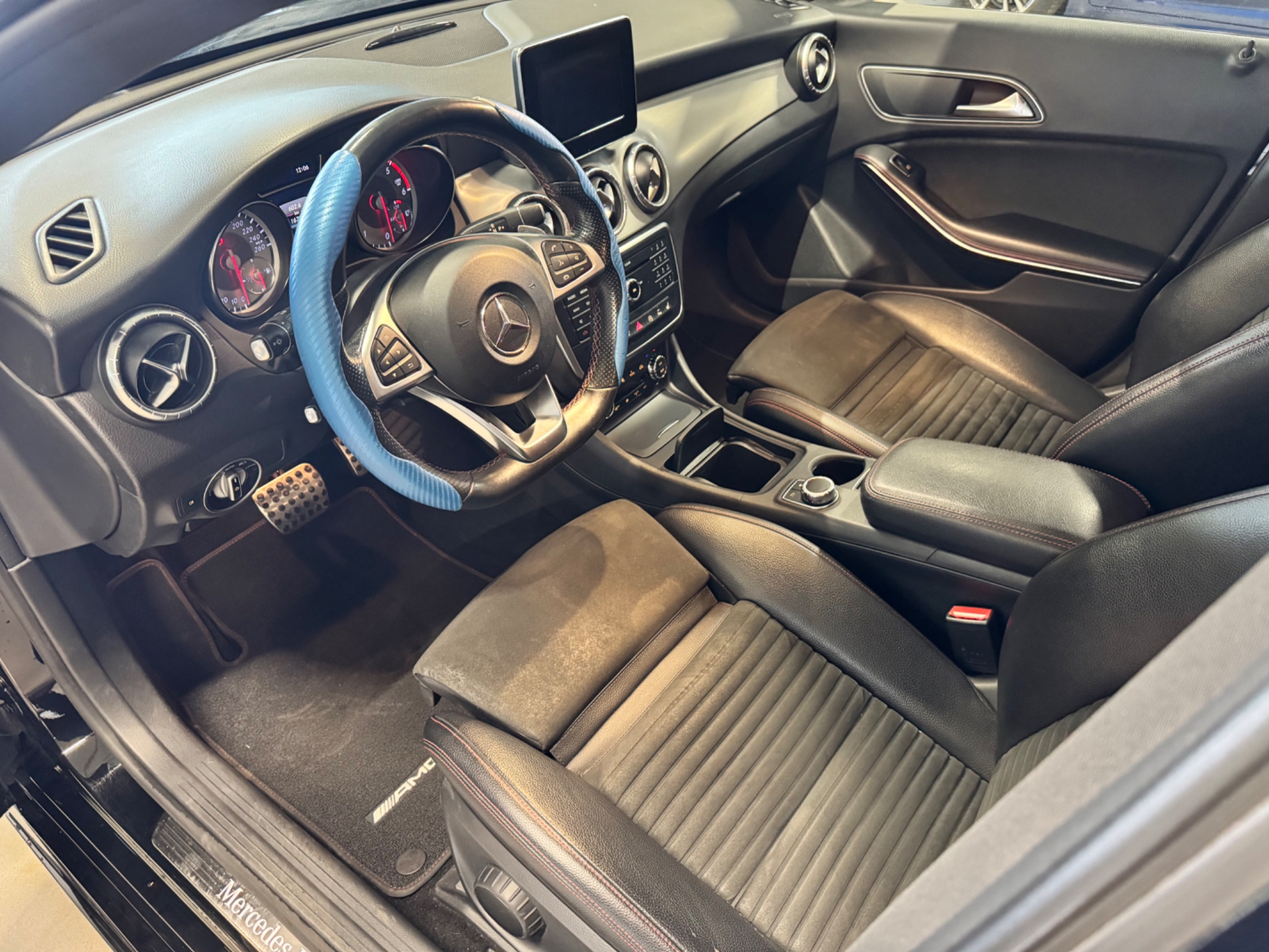Mercedes-Benz CLA 2016, bild 7/43