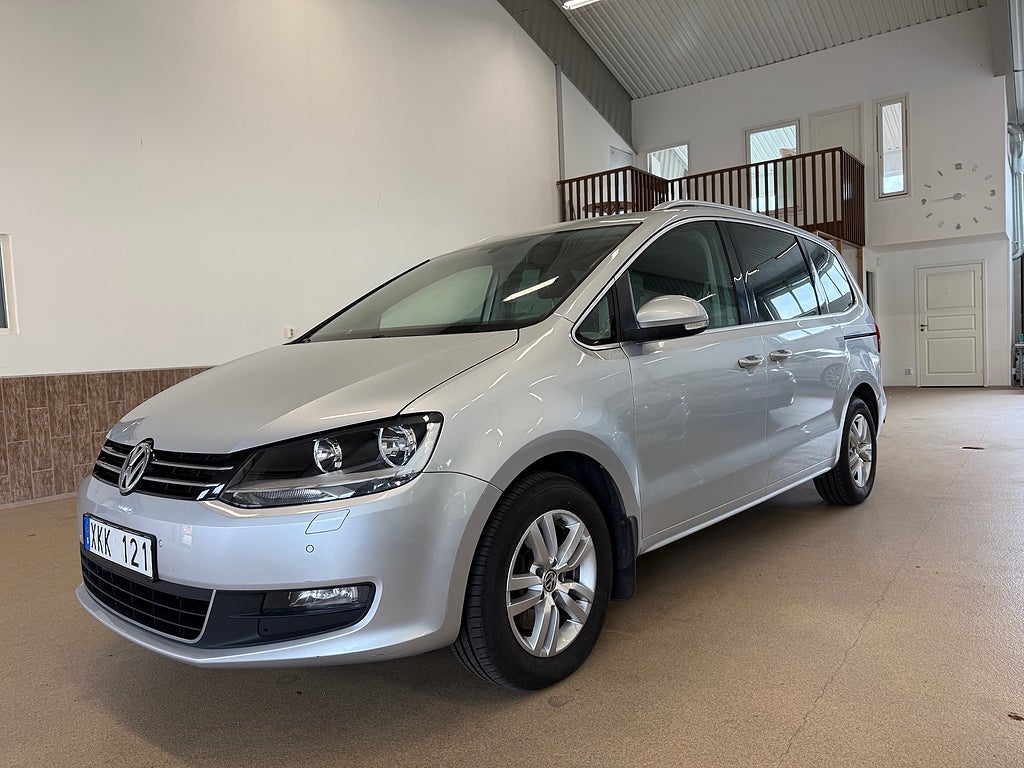Volkswagen Sharan 2.0 TDI DSG Premiumpaket 7-sits /Ny kamrem/ 3,45%/