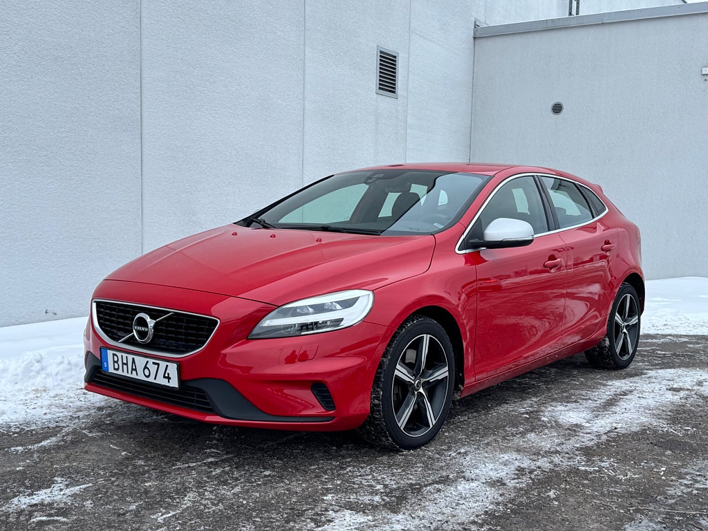 Volvo V40 D4   R-Design Automat LÅGMIL  Euro 6