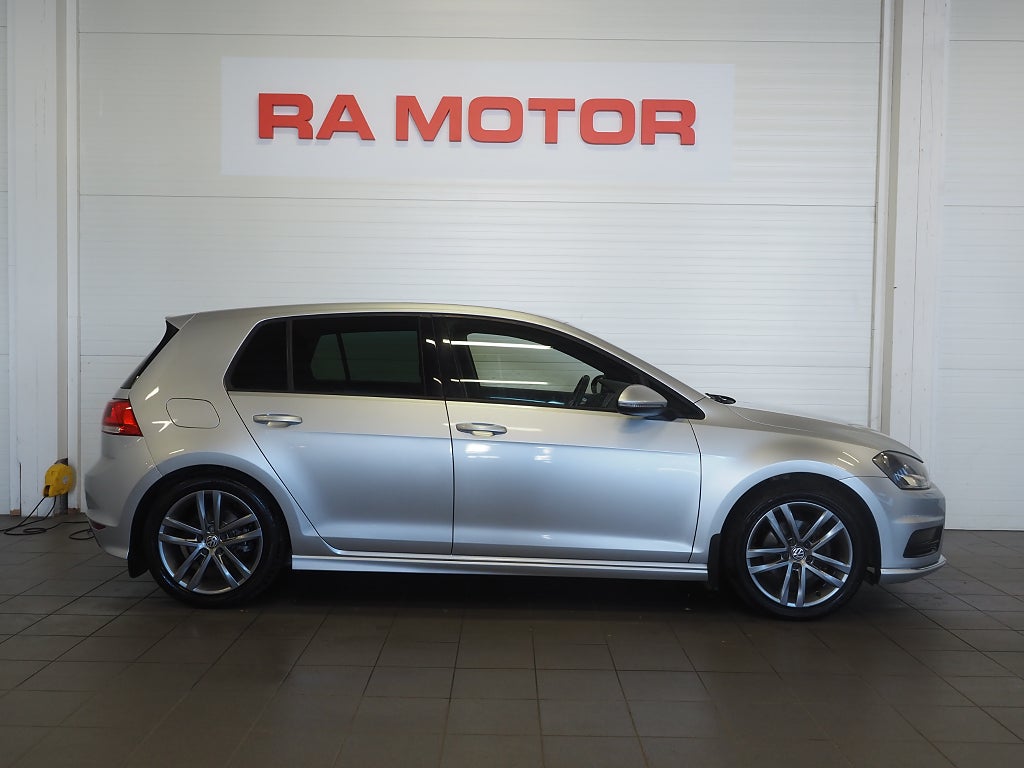 Volkswagen Golf 1.4 TSI 140hk DSG Automat R-Line Dragkrok Kamera 2015