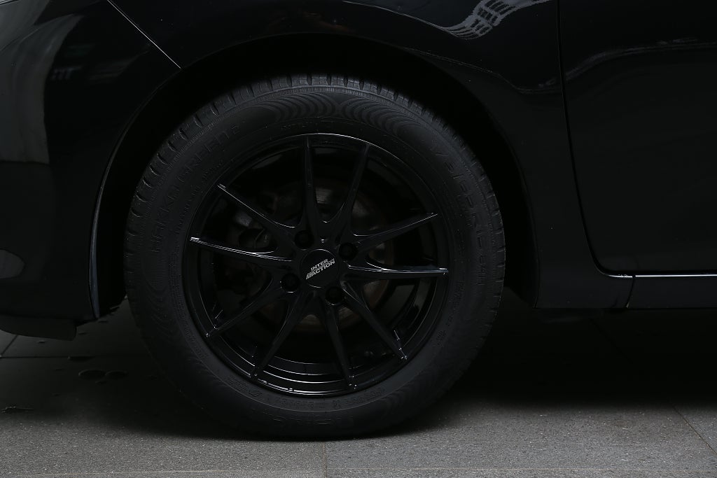 Toyota Yaris 1,33 Dual VVT-i Active 5-dörrar Kamera Motorvärmare 2013
