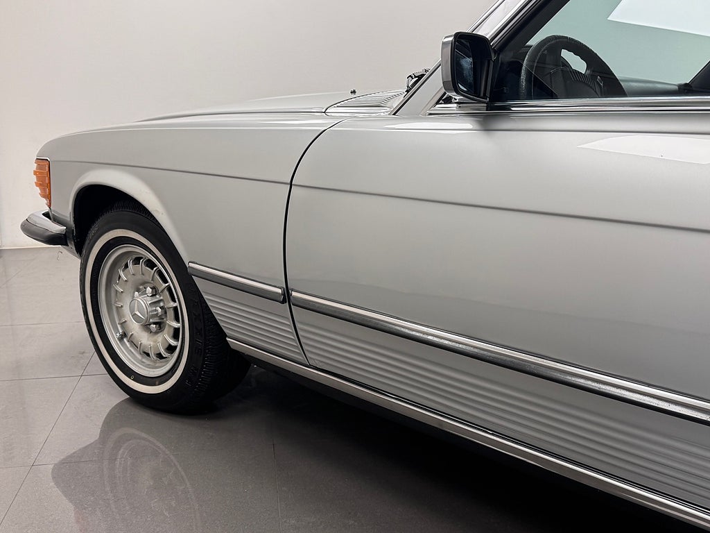 Mercedes-Benz SL 1973 - miniatyr 4