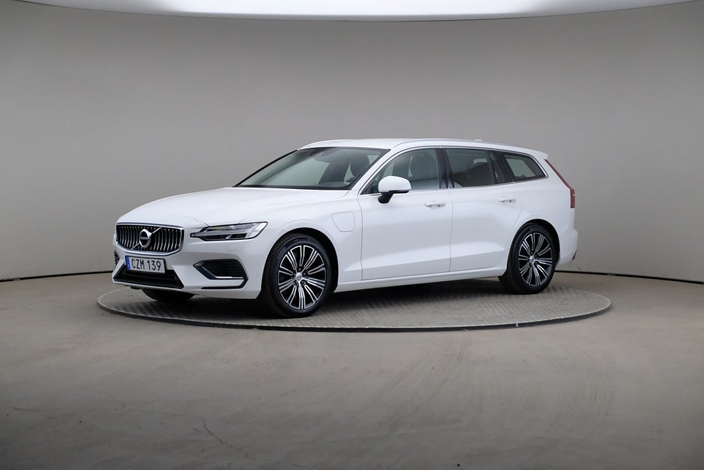 Volvo V60 T6 350 AWD Ins Exp Recharge Auto