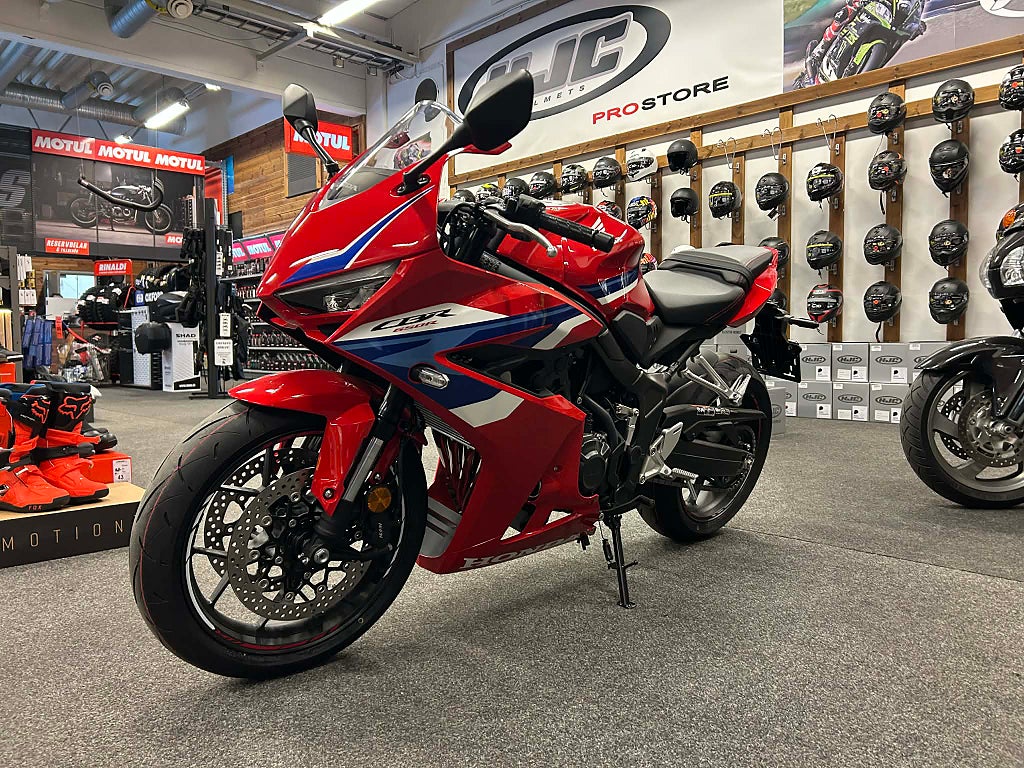 Honda CBR650R E-Clutch 