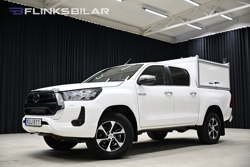 Toyota Hilux 2.4 AWD 150HK Automat|Kåpa|Släde|Drag|Värmare|Leasbar