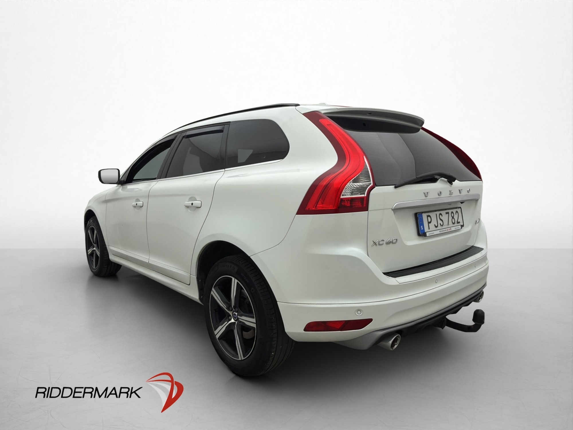Volvo XC60 D4 AWD 190hk R-Design 2017, bild 5/70