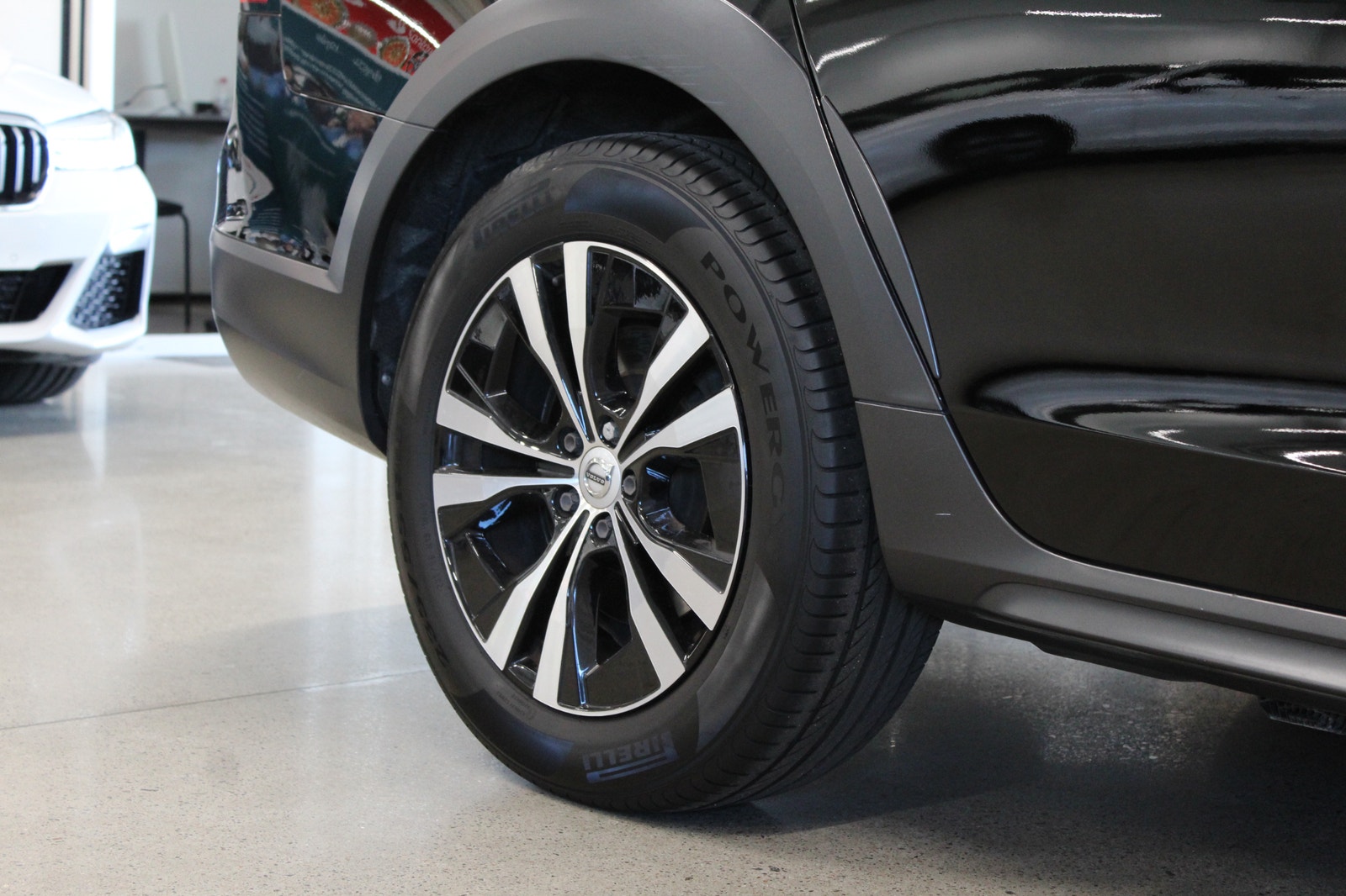 Volvo V90 Cross Country B4 AWD 197HK Advanced Edition, Drag, Värmare, 2022 - miniatyr 12