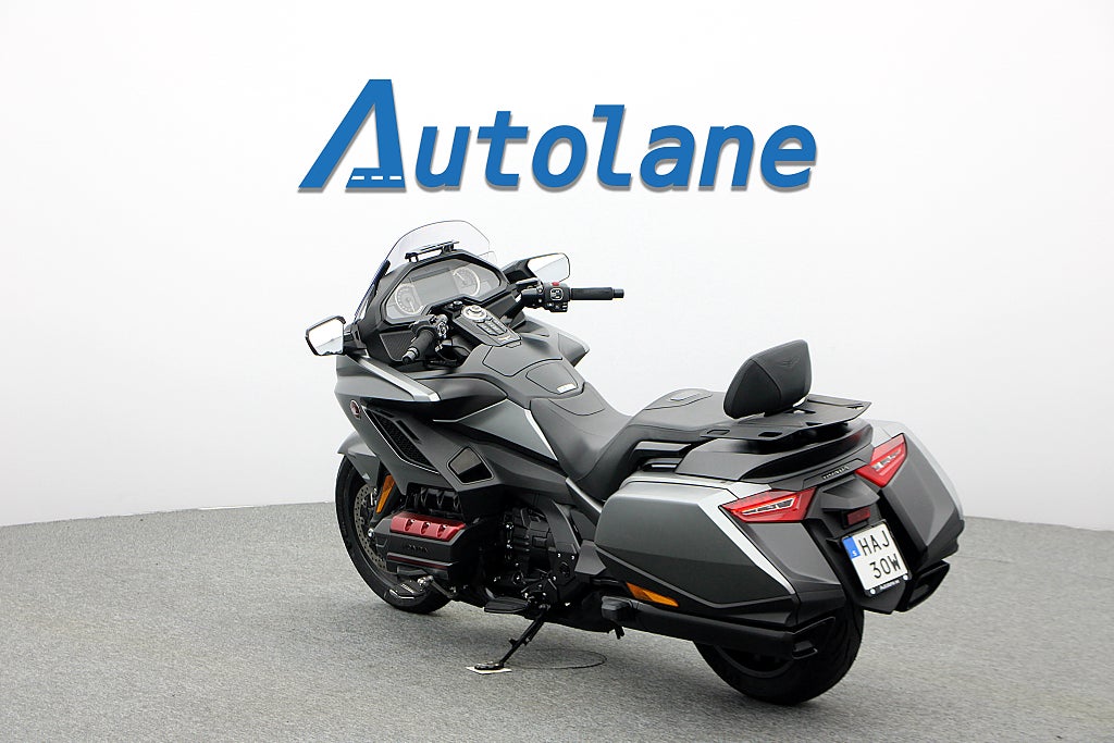 Honda Powersports GL1800BD "BAGGER" DCT* ABS OLIKA KÖRLÄGEN NYA DÄCK *