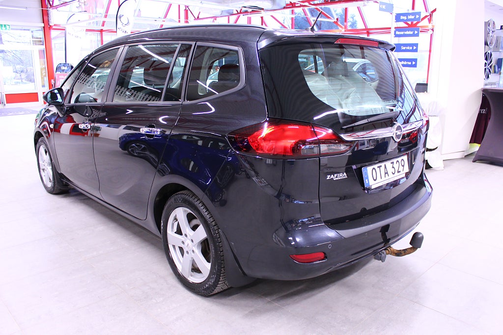 Opel Zafira 2015 - miniatyr 3