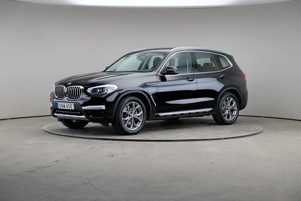 BMW X3 xDrive30e 292hk Drag Läder Cockpit Rattvärme
