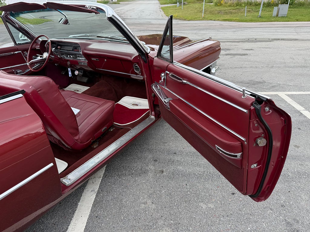 Cadillac Convertible de Ville 7.0 0kr insats 3230kr/mån