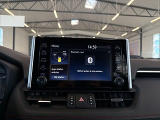 Toyota RAV4 Plug-in Hybrid E-CVT Active S&V-hjul Backkamera Carplay – bild 19