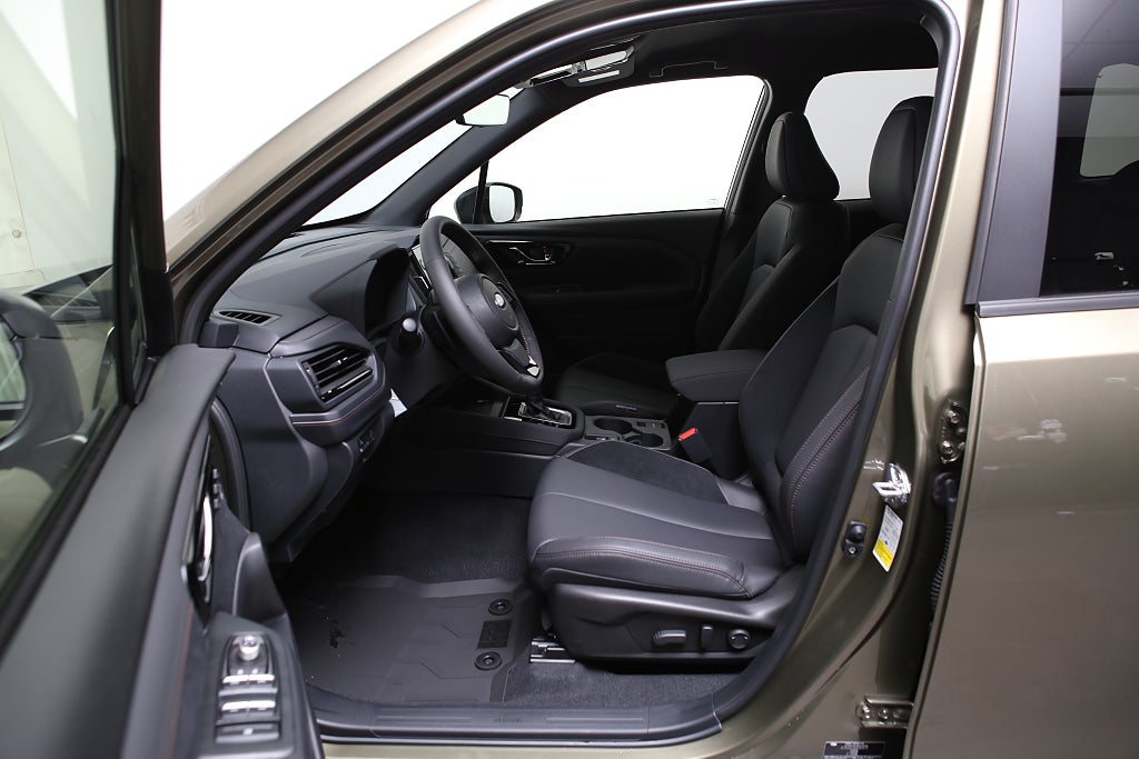 Subaru Forester 2,0i e-Boxer Boxer Privatleasing Ink Drag & Vinterhjul 2025