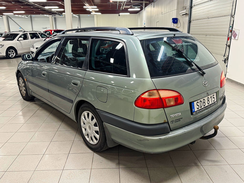 Toyota Avensis 1,8 129Hk Automat