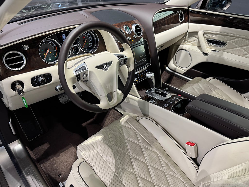 Bentley Flying Spur W12 6.0 W12 Endast 1275 mil - bild 4