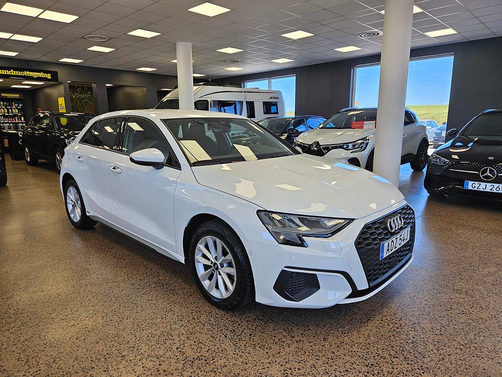 Audi A3 Sportback 35 TFSI Comfort / Adaptiv / Carplay / MOMS