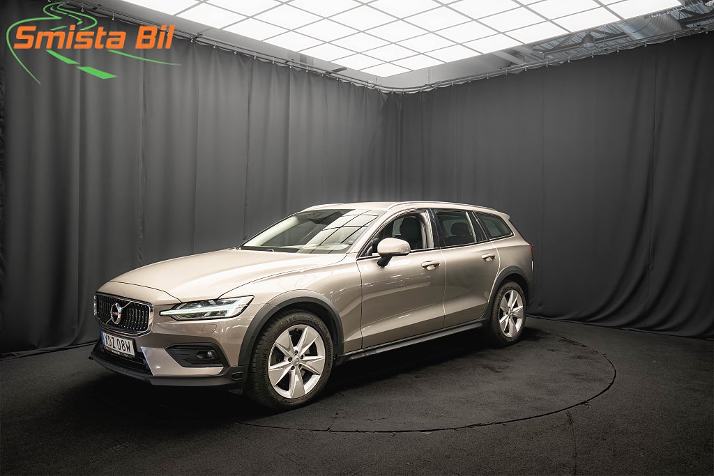 Volvo V60 Cross Country D4 AWD DRAG KAMERA D-VÄRM M&K BLIS CARPLAY