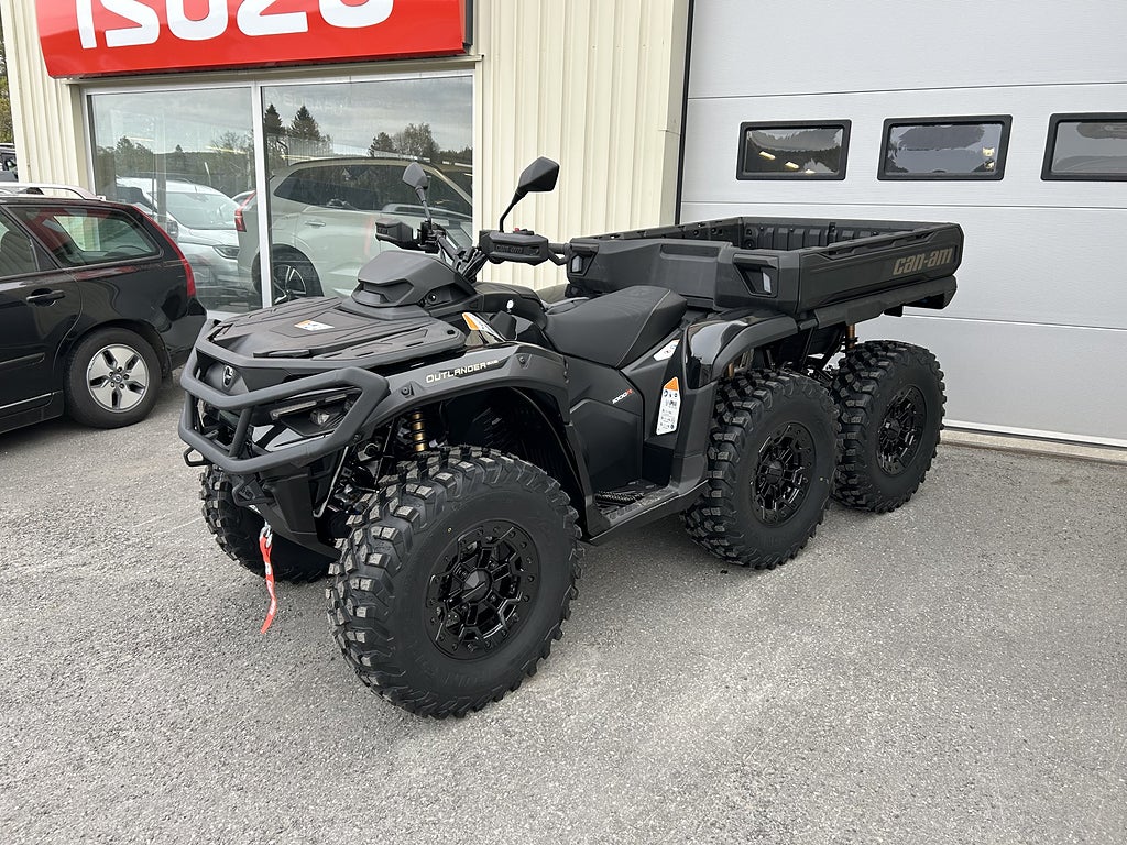 Can-Am Outlander 6X6 Backcountry T 1000R "omg lev"
