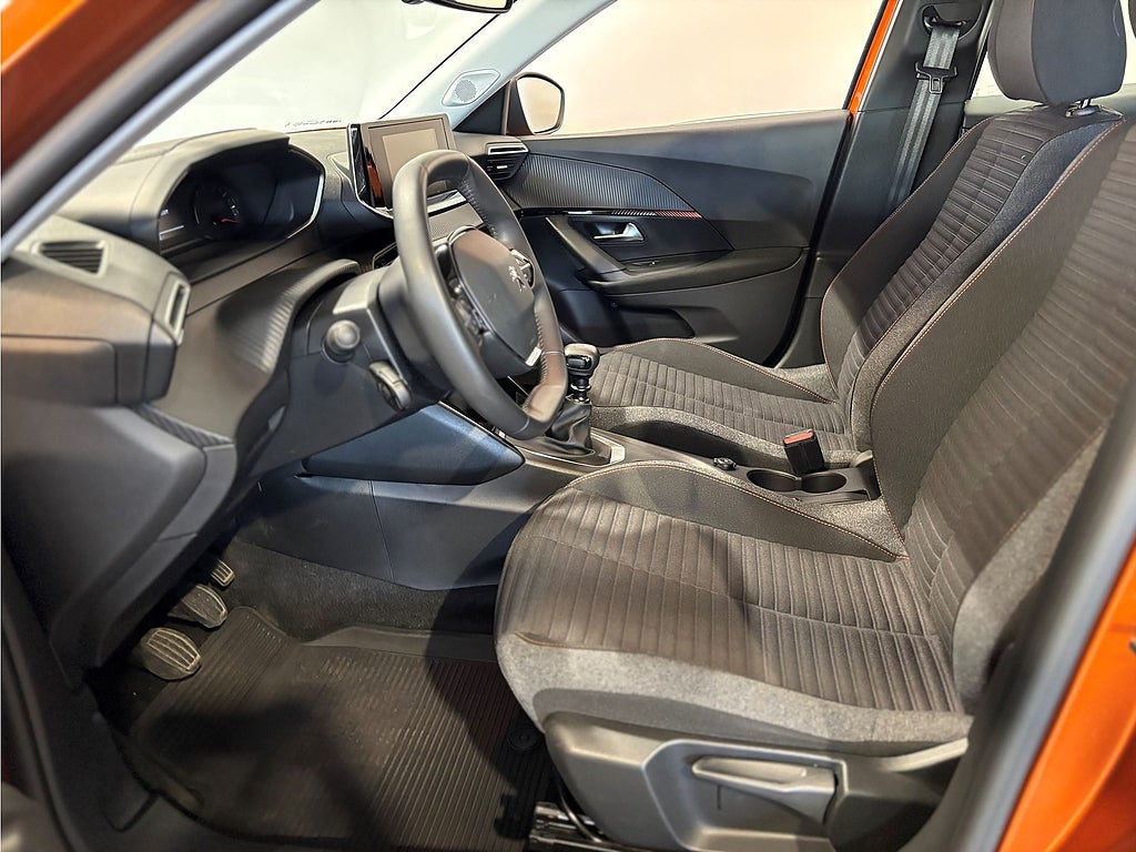 Bild på Peugeot 2008 Active Pack 1.2 PT 100hk - CARPLAY, BACKSENSORER