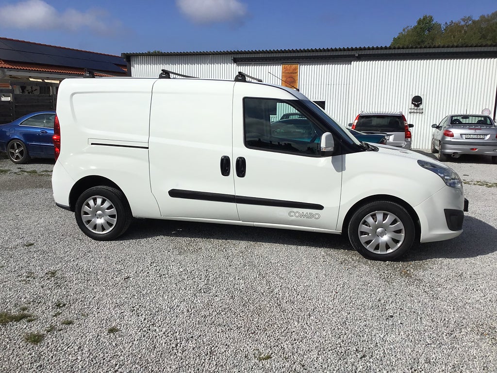 Opel Combo Van 2.4t 1.3 CDTI Euro 6, Bra Skick ”!