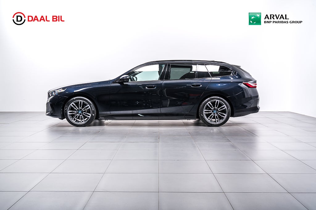 BMW i5 EDRIVE40 TOURING 340HK M-SPORT B&W® DRAG NAVI 360° 